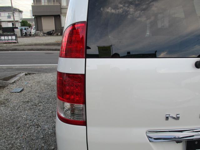 ミニバンの使い方を知ろう！！三輪車、自転車、ベビーカーなど折りたたまなくてもそのまま積み込みできます！！それでも室内の広さ確保できます！！チャイルドシート乗せてもゆったりとお子様の相手出来ますね♪