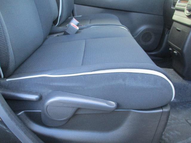 ムーヴコンテ カスタム　ＲＳ　ターボ　スマートキー　ＨＩＤ　純正１５インチアルミ　フォグライト　ウインカーミラー　ＭＯＭＯステアリング　オートエアコン　リアウィング（25枚目）