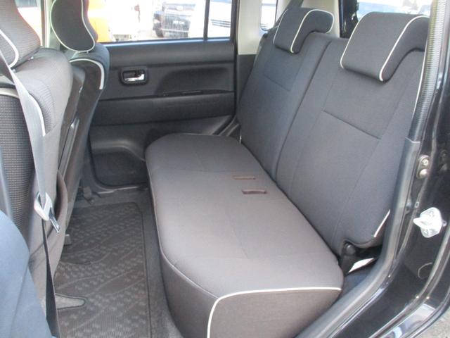 ムーヴコンテ カスタム　ＲＳ　ターボ　スマートキー　ＨＩＤ　純正１５インチアルミ　フォグライト　ウインカーミラー　ＭＯＭＯステアリング　オートエアコン　リアウィング（37枚目）