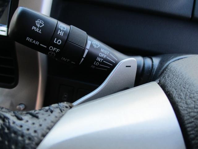 Si 後期型 タイミングチェーン 両側パワースライドドア リスタエアロ 後席大型天井モニター 8型大型HDDナビ バックカメラ HID ステアリングスイッチ オートライト Bluetooth ETC TV(35枚目)