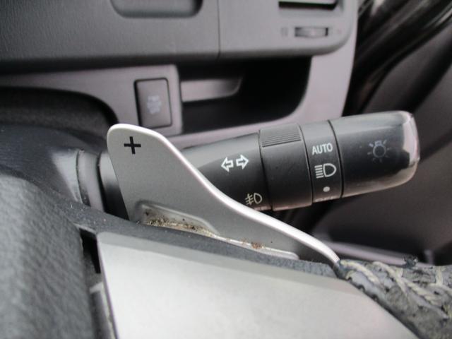 ヴォクシー ZS 煌Z 後期型 タイヤ4本新品 両側パワースライドドア 8インチナビ TV DVD再生可 Bluetooth バックカメラ ETC HID 1オーナー タイミングチェーン 7人乗り オートライト(33枚目)