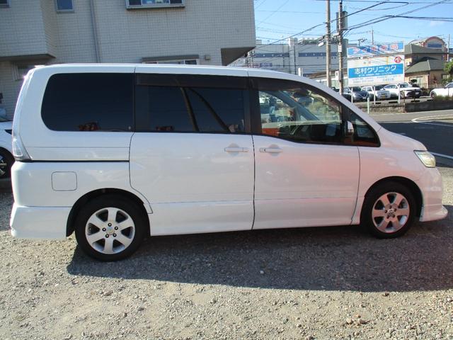 セレナ ハイウェイスター Vエアロセレクション タイミングチェーン 後期型 後席大型天井モニター インテリジェントキー2本 HID ETC ナビ TV バックカメラ オートライト エアロ 両側パワースライドドア(8枚目)