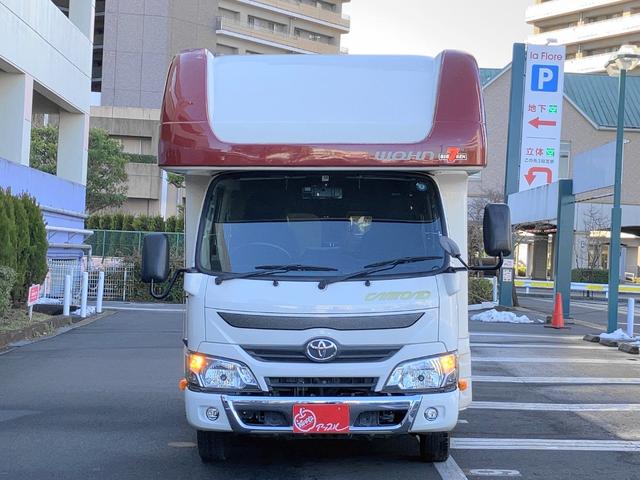 東和モーター　ヴォーン　Ｒ２Ｂ　キャブコン　／買取直販（当店買取車）／家庭用エアコン／サイドオーニング／電子レンジ／１５００Ｗインバーター／液晶ＴＶ／ＤＶＤプレイヤー／地デジアンテナ／電子レンジ／バンクベッド／２段ベッド／バイクキャリア／(26枚目)