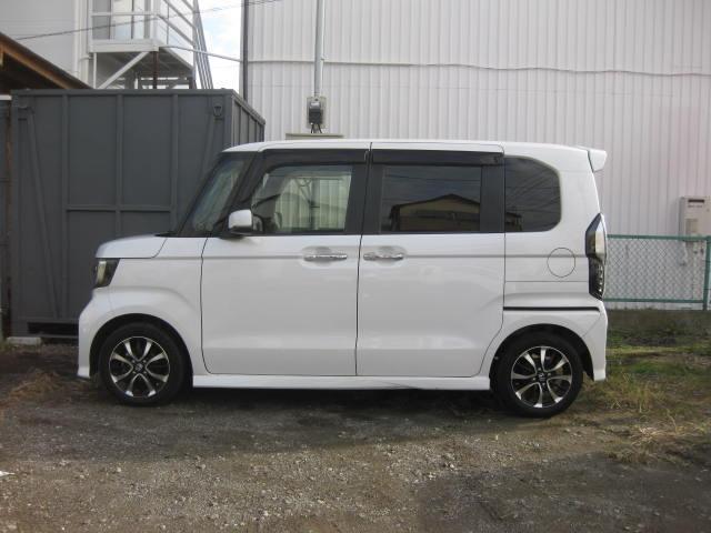 N-BOXカスタム G・Lホンダセンシング 純正ナビ 地デジ DVD CD Bカメラ ETC USB 左パワスラ プッシュスタート スマートキー 純正アルミ(47枚目)