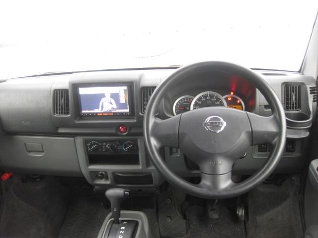 ＮＶ１００クリッパーバン ＧＸ　検８年８月　純正ＳＤナビ　ワンセグ　ＣＤ　キーレス（25枚目）