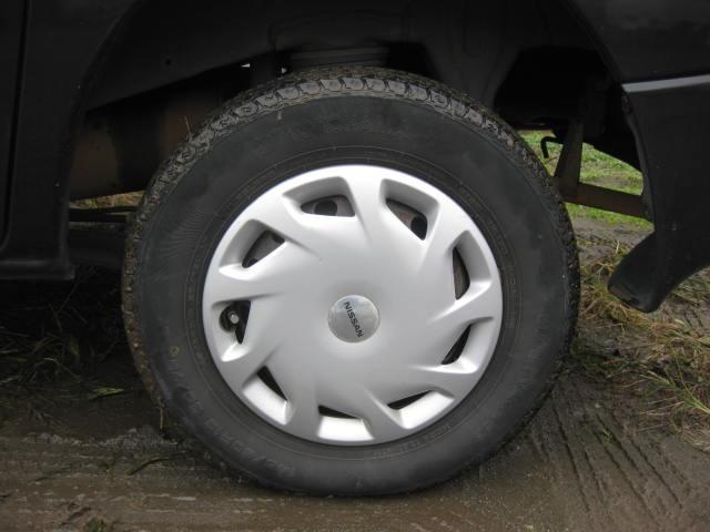 ＮＶ１００クリッパーバン ＧＸ　検８年８月　純正ＳＤナビ　ワンセグ　ＣＤ　キーレス（36枚目）