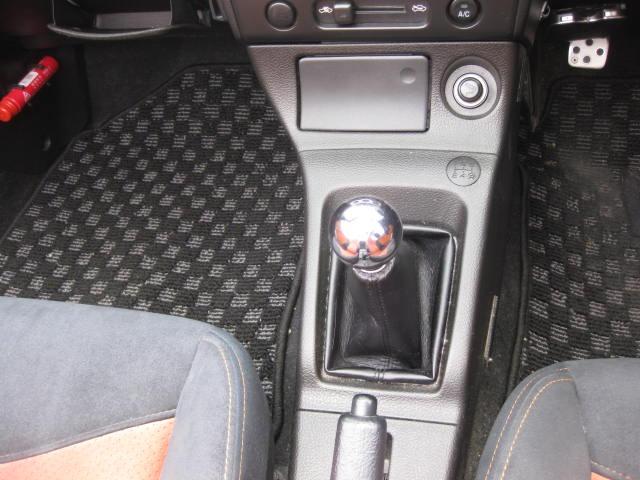 コペン アルティメットエディション　ターボ　電動オープン　レカロシート　ＭＯＭＯハンドル　ＢＢＳアルミ　テイン車高調　Ｄスポーツマフラー　キーレス　ＥＴＣ（29枚目）