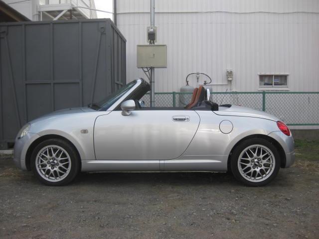 コペン アルティメットエディション　ターボ　電動オープン　レカロシート　ＭＯＭＯハンドル　ＢＢＳアルミ　テイン車高調　Ｄスポーツマフラー　キーレス　ＥＴＣ（44枚目）