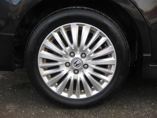 ステップワゴンスパーダ Ｚ　両側パワスラ　ナビ　地デジ　Ｂカメラ　ＥＴＣ　スマートキー　ワンオーナー　純正１７インチアルミ　記録簿　８人乗り（42枚目）