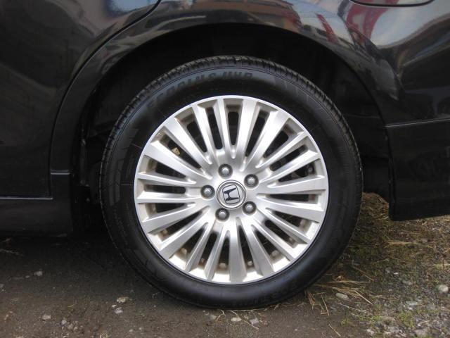 ステップワゴンスパーダ Ｚ　両側パワスラ　ナビ　地デジ　Ｂカメラ　ＥＴＣ　スマートキー　ワンオーナー　純正１７インチアルミ　記録簿　８人乗り（46枚目）