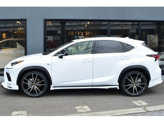 NX300h Fスポーツムーンルーフ4本マフラー22インチ(3枚目)