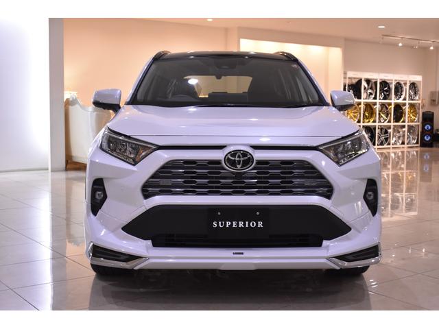 ＲＡＶ４ Ｇ　Ｚパッケージ　新車　パノラマムーンルーフ　全周囲４カメラ　デジタルインナーミラークリアランスソナーパーキングサポートＭ　ブラインドスポットモニター　置くだけ充電トヨタＰＬＵＳ１０．５ナビ　ハンズフリーパワーバック　ＥＴＣ　モデリスタエアロ　鍛造２１インチＷ（3枚目）