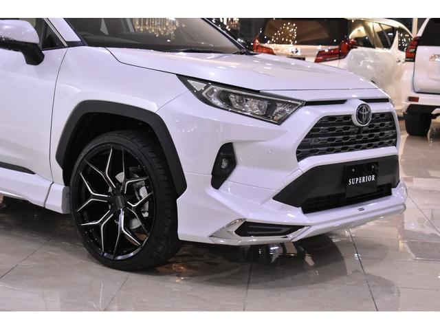 ＲＡＶ４ Ｇ　Ｚパッケージ　新車　パノラマムーンルーフ　全周囲４カメラ　デジタルインナーミラークリアランスソナーパーキングサポートＭ　ブラインドスポットモニター　置くだけ充電トヨタＰＬＵＳ１０．５ナビ　ハンズフリーパワーバック　ＥＴＣ　モデリスタエアロ　鍛造２１インチＷ（58枚目）