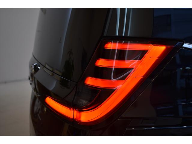 ノア ハイブリッドＳ－Ｚ　トヨタ純正１０．５インチナビ　後席ＢＩＧ１４型モニター　快適利便ＰＫＧ　バックカメラ　パワーバックドア　両側電動ドア　ＥＴＣ２．０　ＣＤ．ＤＶＤ　三眼ＬＥＤ（39枚目）