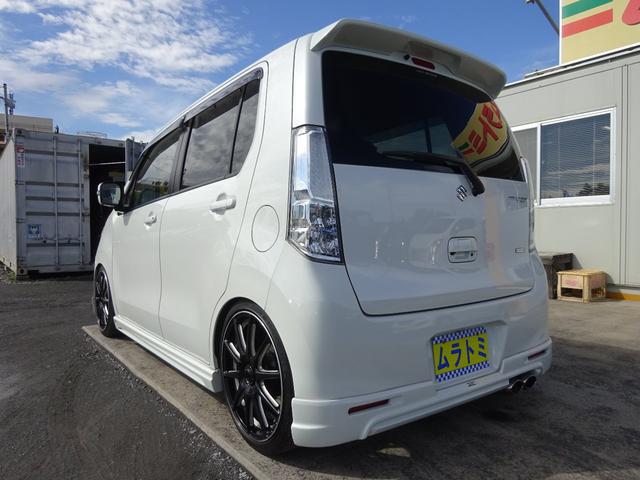 T 1オーナー シルクブレイズフルエアロ ストリートライド車高調 Jラインリヤアクスル公認取得済 ファブレス17インチAW SDナビ Bluetooth 地デジTV バックカメラ 社外スピーカーウーファー(10枚目)