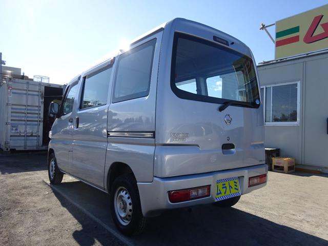 DX 5MT車 社外CDデッキ AUX付 両側スライドドア 集中ドアロック ヘッドライトレベライザー サイドドアバイザー パワーステアリング WSRSエアバック エアコン 取説(9枚目)