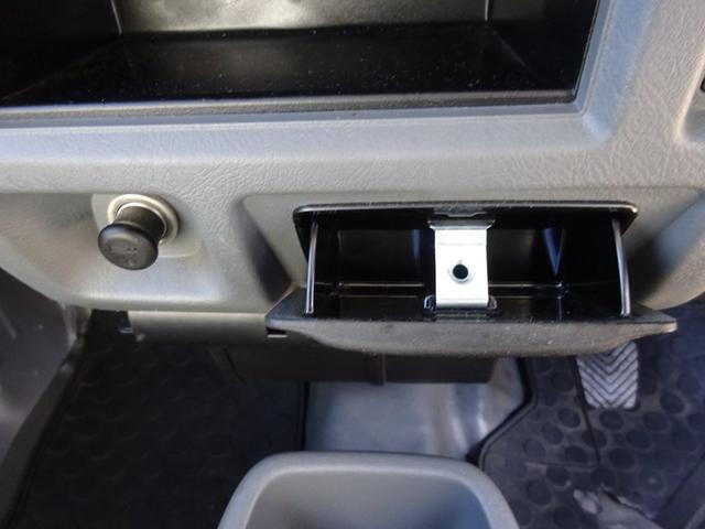 DX 5MT車 社外CDデッキ AUX付 両側スライドドア 集中ドアロック ヘッドライトレベライザー サイドドアバイザー パワーステアリング WSRSエアバック エアコン 取説(24枚目)