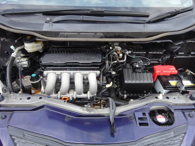G 純正CDデッキ AUX付き キーレスキー タイミングチェーン 電格ウィンカーミラー ヘッドライトレベライザー コーナーポール サイドドアバイザー プライバシーガラス ABS 取説 整備手帳(2枚目)