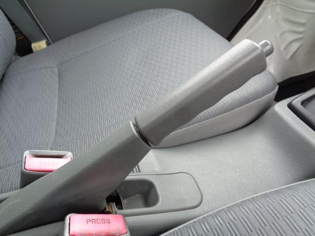 ＮＴ１００クリッパートラック ＤＸ　タイミングベルト交換済　ＡＴ車　３方開　ＡＭＦＭラジオ　エアコン　パワステ　荷台作業灯　ヘッドライトレベライザー　運転席エアバック（33枚目）