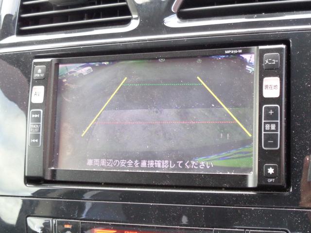 セレナ ハイウェイスター　メモリーナビ　ＣＤ　ＤＶＤ　ＳＤ　地デジＴＶ　ブルートゥース　バックカメラ　ビルトインＥＴＣ　両側パワースライド　ＨＩＤオートヘッドライト　フォグ　パーキングサポート　革ハンドル　クルーズコントロール（18枚目）