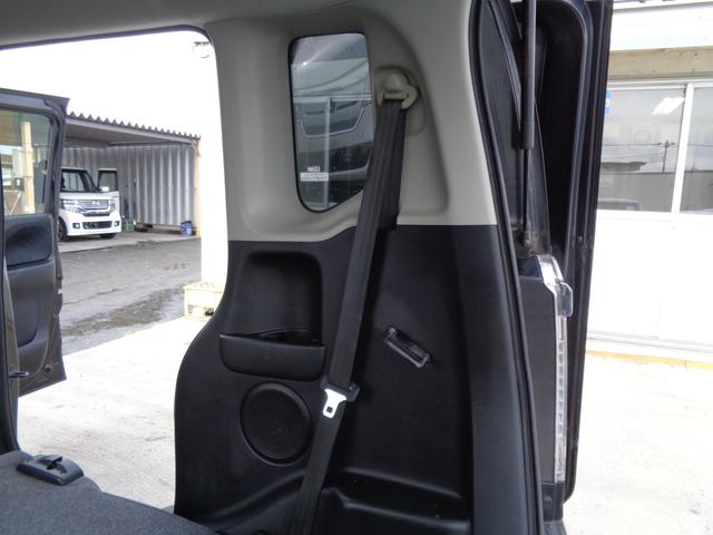 N-BOXカスタム G・Lパッケージ メモリーナビ CD DVD SD 地デジTV ブルートゥース バックカメラ ETC ドラレコ 左パワースライドドア HIDオートヘッドライト フォグライト 純正14インチアルミ オートエアコン(39枚目)