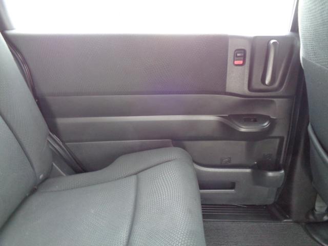 ステップワゴンスパーダ パワーエディション 後期型 1オーナー 大画面メモリーナビ CD DVD SD フルセグTV バックカメラ ビルトインETC 両側パワースライドドア HIDオートヘッドライト フォグライト 純正16インチアルミ 8人乗(68枚目)