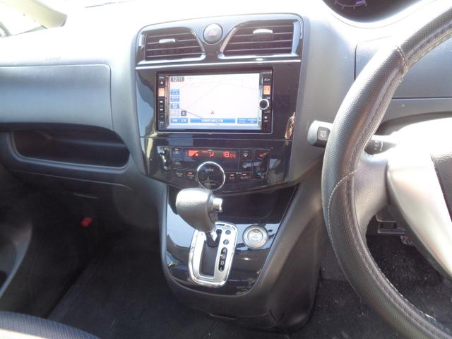 セレナ ハイウェイスター　Ｓ－ハイブリッド　メモリーナビ　ＣＤ　ＤＶＤ　ＳＤ　ＡＵＸ　ＵＳＢ　フルセグＴＶ　ブルートゥース　バックカメラ　フリップダウンモニター　ビルトインＥＴＣ　左パワースライド　ＨＩＤオートヘッドライト　フォグライト（20枚目）