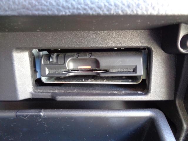 セレナ ハイウェイスター　Ｓ－ハイブリッド　メモリーナビ　ＣＤ　ＤＶＤ　ＳＤ　ＡＵＸ　ＵＳＢ　フルセグＴＶ　ブルートゥース　バックカメラ　フリップダウンモニター　ビルトインＥＴＣ　左パワースライド　ＨＩＤオートヘッドライト　フォグライト（26枚目）