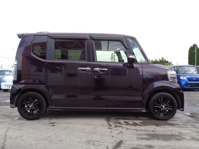 N-BOXカスタム G SSブラックスタイルパッケージ 後期型 メモリーナビ CD DVD SD USB フルセグTV バックカメラ ビルトインETC HIDオートヘッドライト LEDフォグライト 両側パワースライド 純正14インチアルミホイール(11枚目)