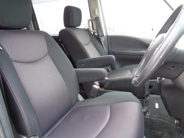 セレナ ハイウェイスター　Ｓ－ハイブリッド　メモリーナビ　ＣＤ　ＤＶＤ　ＳＤ　ＡＵＸ　フルセグＴＶ　ブルートゥース　バックカメラ　左パワースライドドア　クルーズコントロール　革ハンドル　純正１６インチアルミ　オートライト　フォグライト　雹害（15枚目）