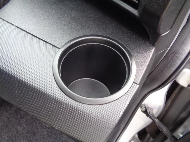 フリード Ｇ　ギャザズＡＵＸ対応ＣＤデッキ　ＥＴＣ　両側スライドドア　プライバシーガラス　ドアバイザー　ヘッドライトレベライザー　電格ドアミラー　７人乗り（58枚目）