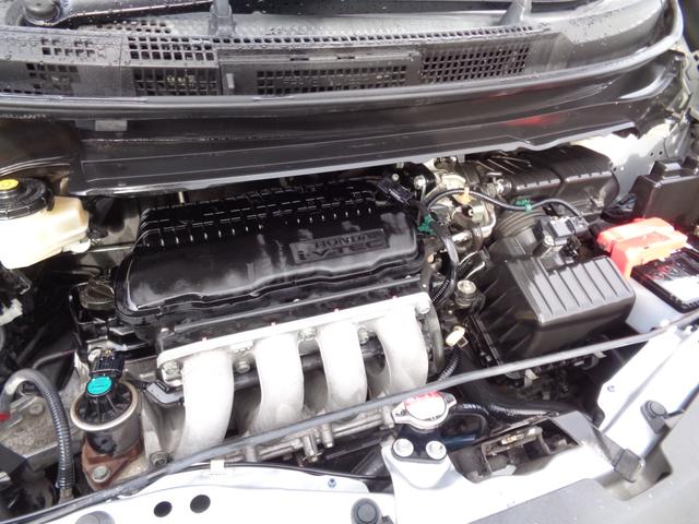 フリード Ｇ　ギャザズＡＵＸ対応ＣＤデッキ　ＥＴＣ　両側スライドドア　プライバシーガラス　ドアバイザー　ヘッドライトレベライザー　電格ドアミラー　７人乗り（66枚目）