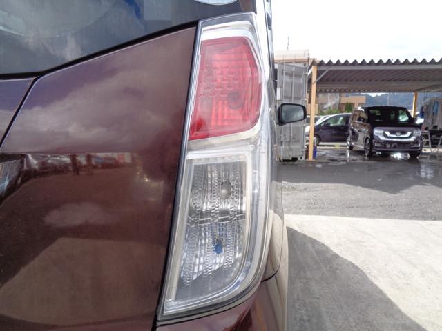 デイズルークス Ｘ　メモリーナビ　ＣＤ　ＤＶＤ　ＳＤ　ＡＵＸ　ＵＳＢ　フルセグＴＶ　ブルートゥース　アラウンドビューカメラ　前後ドライブレコーダー　社外１４インチアルミ　左パワースライドドア　スマートキー　オートエアコン（20枚目）