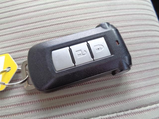 デイズルークス Ｘ　メモリーナビ　ＣＤ　ＤＶＤ　ＳＤ　ＡＵＸ　ＵＳＢ　フルセグＴＶ　ブルートゥース　アラウンドビューカメラ　前後ドライブレコーダー　社外１４インチアルミ　左パワースライドドア　スマートキー　オートエアコン（61枚目）