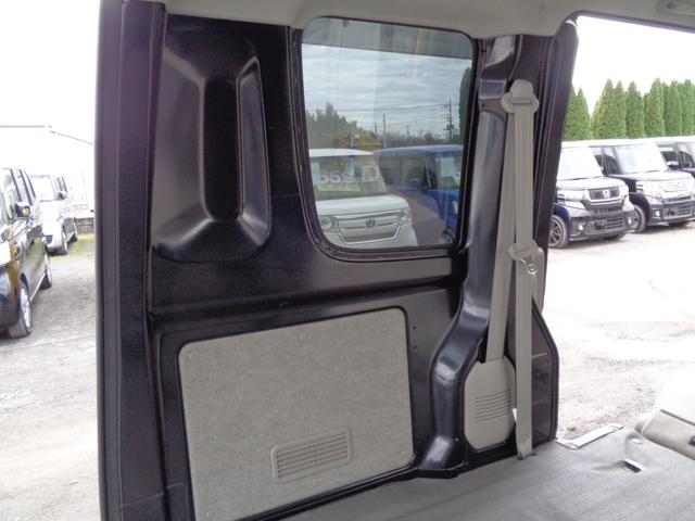 エブリイ ジョインターボ　５速マニュアル車　ターボ　ハイルーフ　メモリーナビ　ＣＤ　ＤＶＤ　ＳＤ　フルセグナビ　両側スライドドア　キーレスキー　セキュリティ　プライバシーガラス　ドアバイザー　ヘッドライトレベライザー　雹害（40枚目）