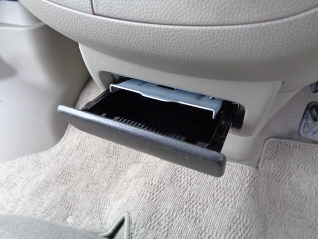 エブリイ ジョインターボ　５速マニュアル車　ターボ　ハイルーフ　メモリーナビ　ＣＤ　ＤＶＤ　ＳＤ　フルセグナビ　両側スライドドア　キーレスキー　セキュリティ　プライバシーガラス　ドアバイザー　ヘッドライトレベライザー　雹害（52枚目）