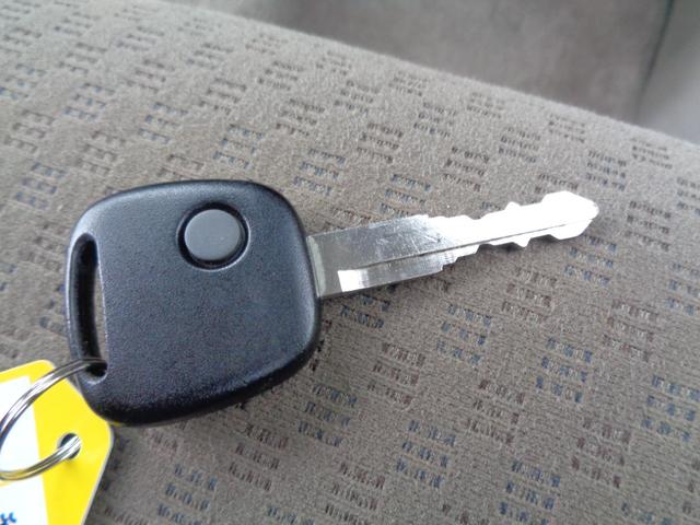 エブリイ ジョインターボ　５速マニュアル車　ターボ　ハイルーフ　メモリーナビ　ＣＤ　ＤＶＤ　ＳＤ　フルセグナビ　両側スライドドア　キーレスキー　セキュリティ　プライバシーガラス　ドアバイザー　ヘッドライトレベライザー　雹害（58枚目）