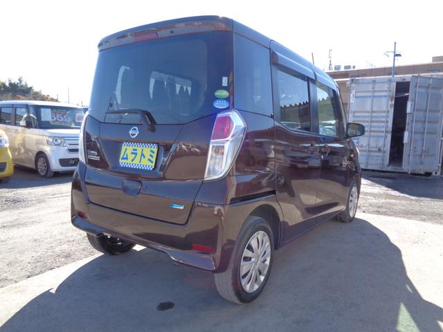 デイズルークス Ｘ　メモリーナビ　ＣＤ　ＤＶＤ　ＳＤ　ＵＳＢ　フルセグＴＶ　ブルートゥース　アラウンドビューカメラ　ＥＴＣ　左パワースライドドア　オートエアコン　スマートキー　プライバシーガラス　ドアバイザー　雹害（10枚目）