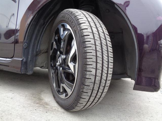 純正１５インチアルミホイール♪