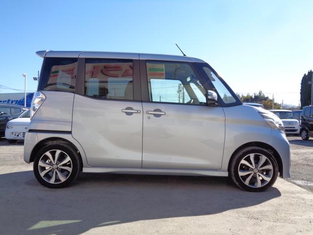 デイズルークス ハイウェイスター　ターボ　エマージェンシーブレーキサポート　メモリーナビ　ＣＤ　ＤＶＤ　ＳＤ　ＡＵＸ　ＵＳＢ　フルセグＴＶ　ブルートゥース　アラウンドビューカメラ　ＥＴＣ　両側パワースライド　ＨＩＤオートヘッドライト　フォグ（11枚目）