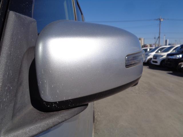 デイズルークス ハイウェイスター　ターボ　エマージェンシーブレーキサポート　メモリーナビ　ＣＤ　ＤＶＤ　ＳＤ　ＡＵＸ　ＵＳＢ　フルセグＴＶ　ブルートゥース　アラウンドビューカメラ　ＥＴＣ　両側パワースライド　ＨＩＤオートヘッドライト　フォグ（16枚目）