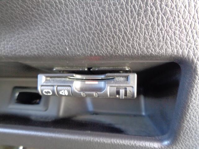 デイズルークス ハイウェイスター　ターボ　エマージェンシーブレーキサポート　メモリーナビ　ＣＤ　ＤＶＤ　ＳＤ　ＡＵＸ　ＵＳＢ　フルセグＴＶ　ブルートゥース　アラウンドビューカメラ　ＥＴＣ　両側パワースライド　ＨＩＤオートヘッドライト　フォグ（63枚目）