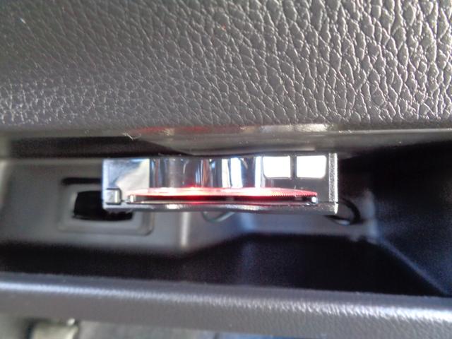 デイズルークス ハイウェイスター　Ｇターボ　後期型　エマージェンシーブレーキサポート　メモリーナビ　ＣＤ　ＤＶＤ　ＳＤ　ＡＵＸ　フルセグＴＶ　ブルートゥース　アラウンドビューカメラ　ナビ連動ドラレコ　ＥＴＣ　両側パワースライド　ルーフ雹害（62枚目）