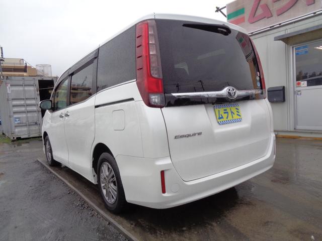 エスクァイア Ｘｉ　メモリーナビ　ＣＤ　ＤＶＤ　ＳＤ　フルセグＴＶ　ブルートゥース　バックカメラ　ビルトインＥＴＣ　両側パワースライドドア　ＬＥＤオートヘッドライト　フォグライト　純正１５インチアルミ　７人乗（8枚目）