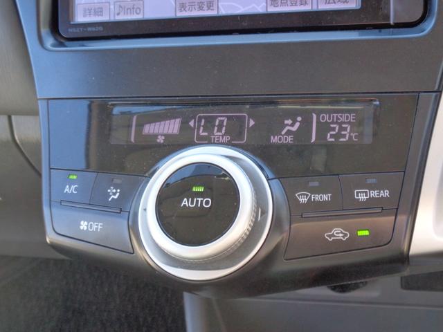 プリウスアルファ Ｓ　メモリーナビ　ＣＤ　ＤＶＤ　ＳＤ　ＡＵＸ　ＵＳＢ　フルセグ　ブルートゥース　バックカメラ　ビルトインＥＴＣ　オートライト　フォグライト　純正１６インチＡＷ　オートエアコン　革ハンドル　ステアリモコン（52枚目）