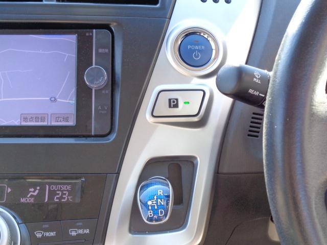 プリウスアルファ Ｓ　メモリーナビ　ＣＤ　ＤＶＤ　ＳＤ　ＡＵＸ　ＵＳＢ　フルセグ　ブルートゥース　バックカメラ　ビルトインＥＴＣ　オートライト　フォグライト　純正１６インチＡＷ　オートエアコン　革ハンドル　ステアリモコン（53枚目）