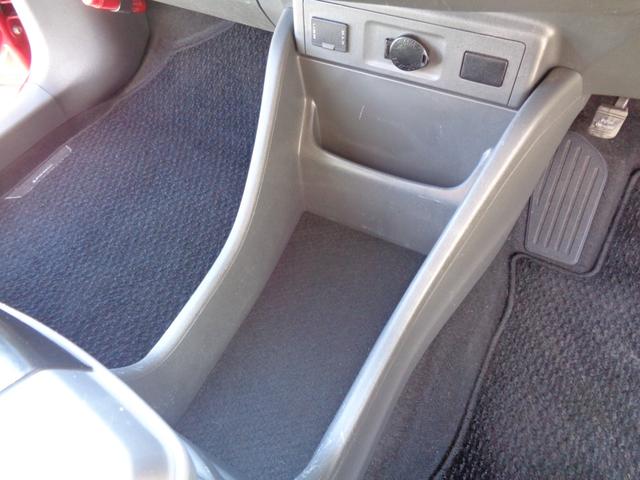 プリウスアルファ Ｓ　メモリーナビ　ＣＤ　ＤＶＤ　ＳＤ　ＡＵＸ　ＵＳＢ　フルセグ　ブルートゥース　バックカメラ　ビルトインＥＴＣ　オートライト　フォグライト　純正１６インチＡＷ　オートエアコン　革ハンドル　ステアリモコン（55枚目）