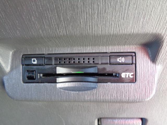 プリウスアルファ Ｓ　メモリーナビ　ＣＤ　ＤＶＤ　ＳＤ　ＡＵＸ　ＵＳＢ　フルセグ　ブルートゥース　バックカメラ　ビルトインＥＴＣ　オートライト　フォグライト　純正１６インチＡＷ　オートエアコン　革ハンドル　ステアリモコン（63枚目）