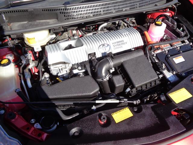 プリウスアルファ Ｓ　メモリーナビ　ＣＤ　ＤＶＤ　ＳＤ　ＡＵＸ　ＵＳＢ　フルセグ　ブルートゥース　バックカメラ　ビルトインＥＴＣ　オートライト　フォグライト　純正１６インチＡＷ　オートエアコン　革ハンドル　ステアリモコン（70枚目）