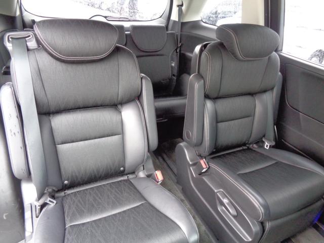 オデッセイ アブソルート・ＥＸ　ＣＭＢＳブレーキサポート　メモリーナビ　ＣＤ　ＤＶＤ　ＨＤＭＩ　フルセグ　ブルートゥース　マルチビューカメラ　ビルトインＥＴＣ　ドラレコ　両側パワスラ　フリップダウンモニター　ハーフレザーシート（17枚目）